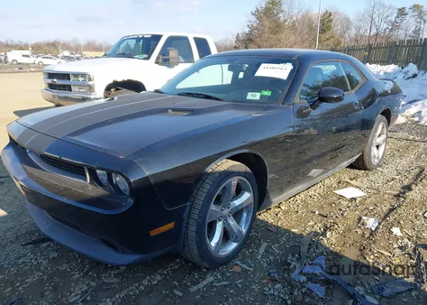 2013 Dodge Challenger Sxt z USA, uszkodzony, nr VIN 2C3CDYAG2DH631303